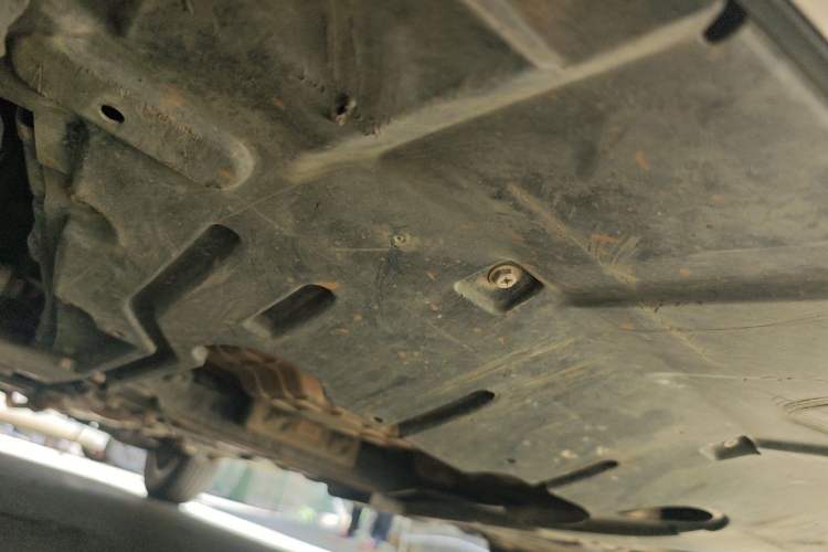 Used Geely Auto Vision X6 2016 1.3T CVT Flagship Model Chassis Front