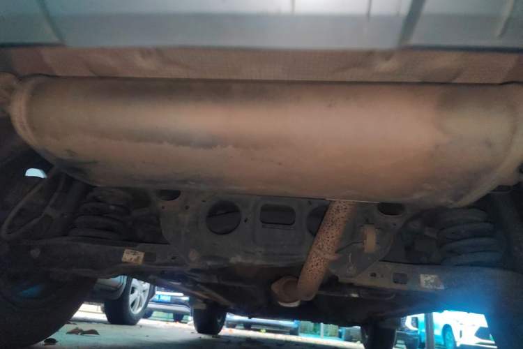 Used Geely Auto Vision X6 2016 1.3T CVT Flagship Model Chassis Rear