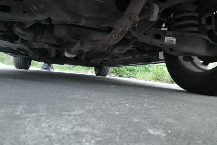 Used Geely Auto Vision X6 2016 1.3T CVT Flagship Model Chassis Rear