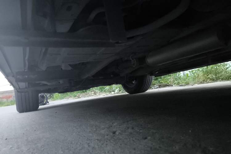 Used Geely Auto Vision X6 2016 1.3T CVT Flagship Model Chassis Rear Left