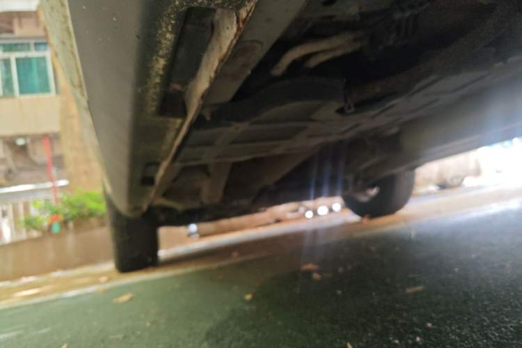 Used Geely Auto Vision X6 2016 1.3T CVT Flagship Model Chassis Rear Left