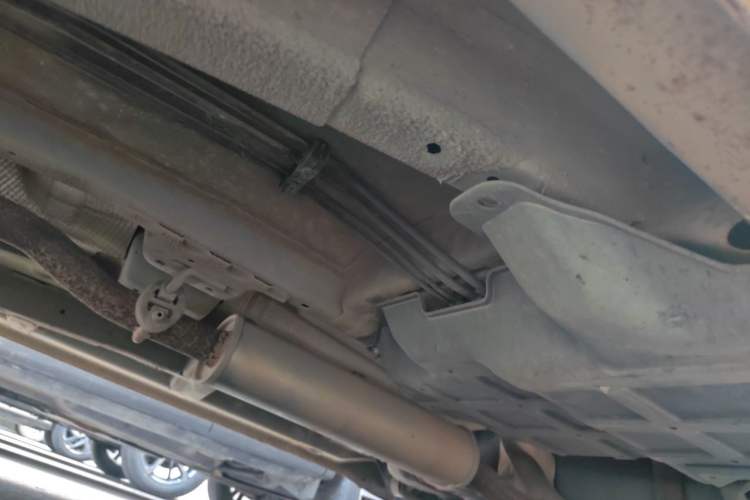 Used Geely Auto Vision X6 2016 1.3T CVT Flagship Model Chassis Rear Left