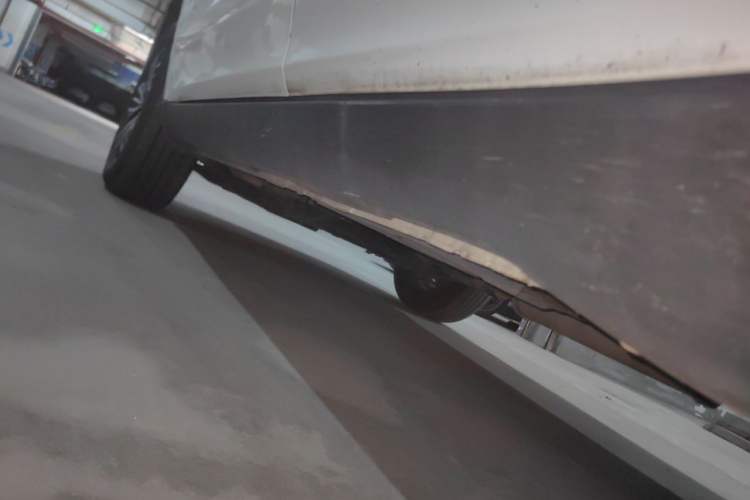 Used Geely Auto Vision X6 2016 1.3T CVT Flagship Model Chassis Rear Left