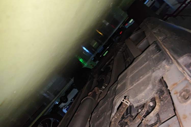 Used Geely Auto Vision X6 2016 1.3T CVT Flagship Model Chassis Rear Left