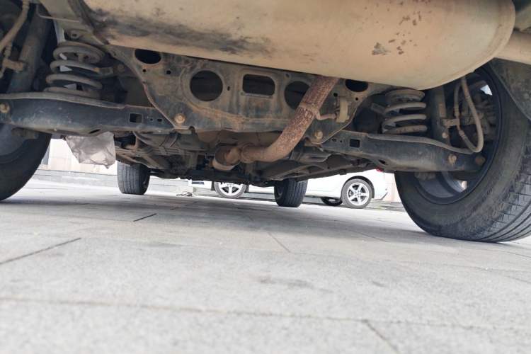 Used Geely Auto Vision X6 2016 1.3T CVT Flagship Model Chassis Rear