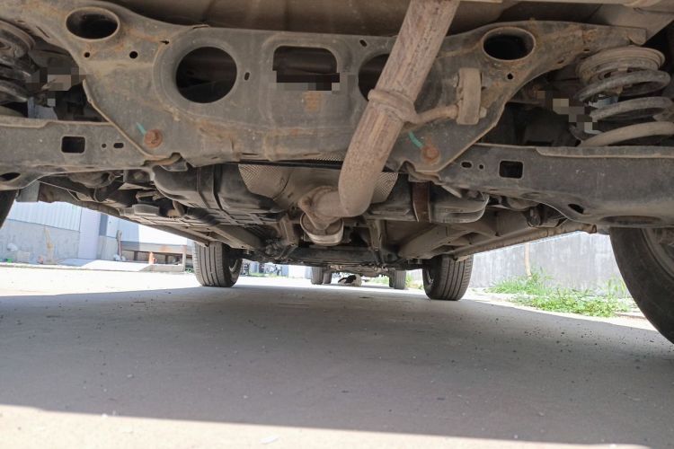 Used Geely Auto Vision X6 2016 1.3T CVT Flagship Model Chassis Rear
