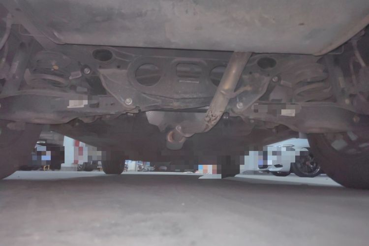 Used Geely Auto Vision X6 2016 1.3T CVT Flagship Model Chassis Rear