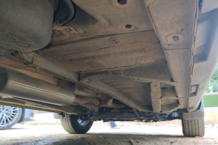 Used Geely Auto Vision X6 2016 1.3T CVT Flagship Model Chassis Rear Right