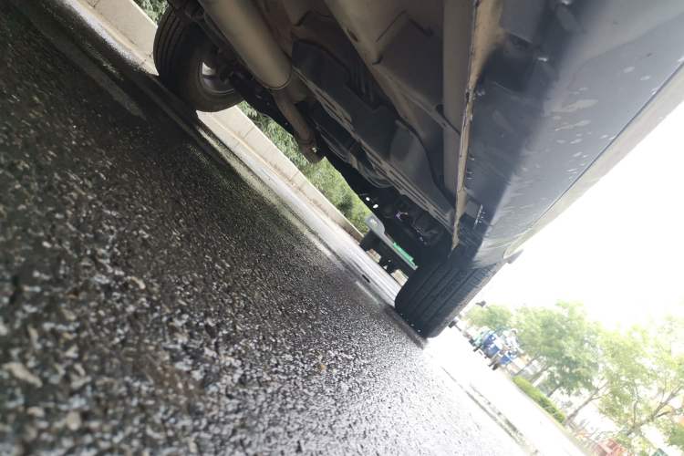 Used Geely Auto Vision X6 2016 1.3T CVT Flagship Model Chassis Rear Right