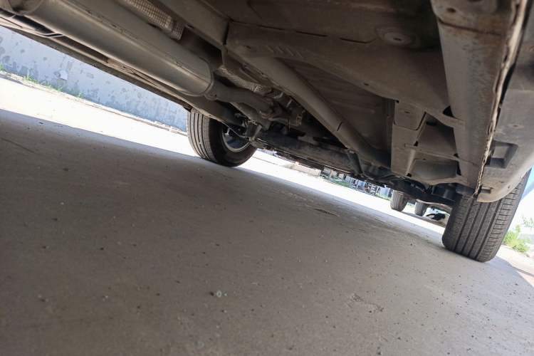 Used Geely Auto Vision X6 2016 1.3T CVT Flagship Model Chassis Rear Right