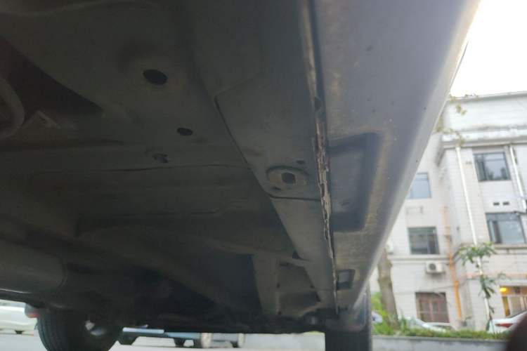 Used Geely Auto Vision X6 2016 1.8L Manual Luxury Model Chassis Rear Right