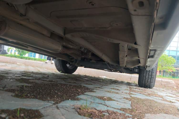 Used Geely Auto Vision X6 2016 1.3T CVT Flagship Model Chassis Rear Right