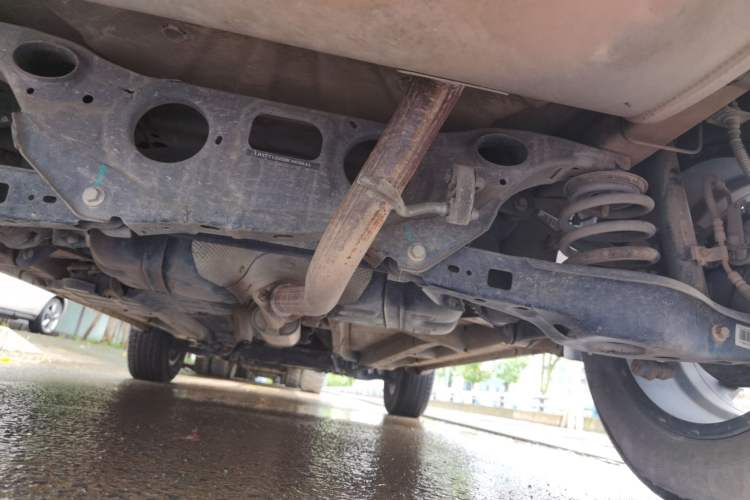 Used Geely Auto Vision X6 2016 1.3T CVT Flagship Model Chassis Rear