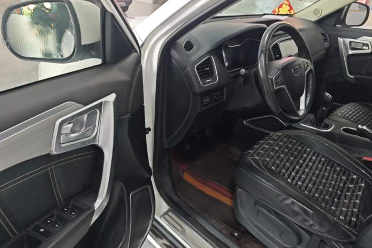 Used Geely Auto Vision X6 2016 1.8L Manual Luxury Model Driver Seat