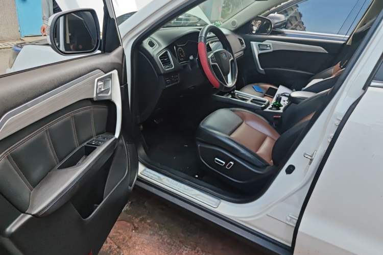 Used Geely Auto Vision X6 2016 1.3T CVT Flagship Model Driver Seat