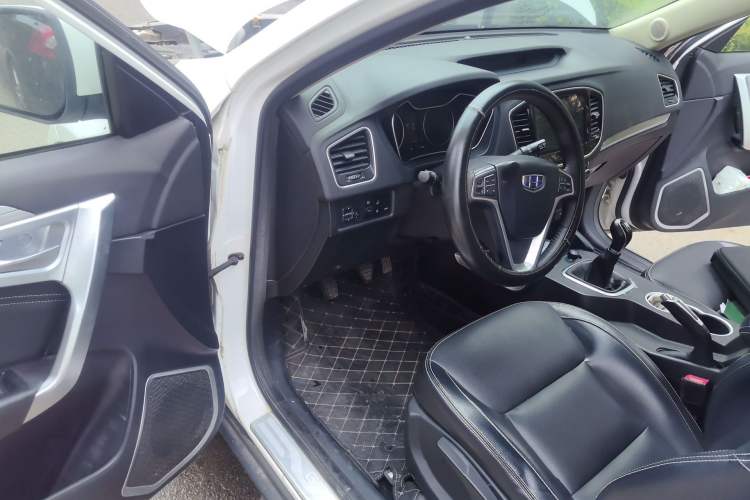 Used Geely Auto Vision X6 2016 1.8L Manual Luxury Model Driver Seat