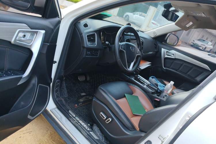 Used Geely Auto Vision X6 2016 1.3T CVT Flagship Model Driver Seat
