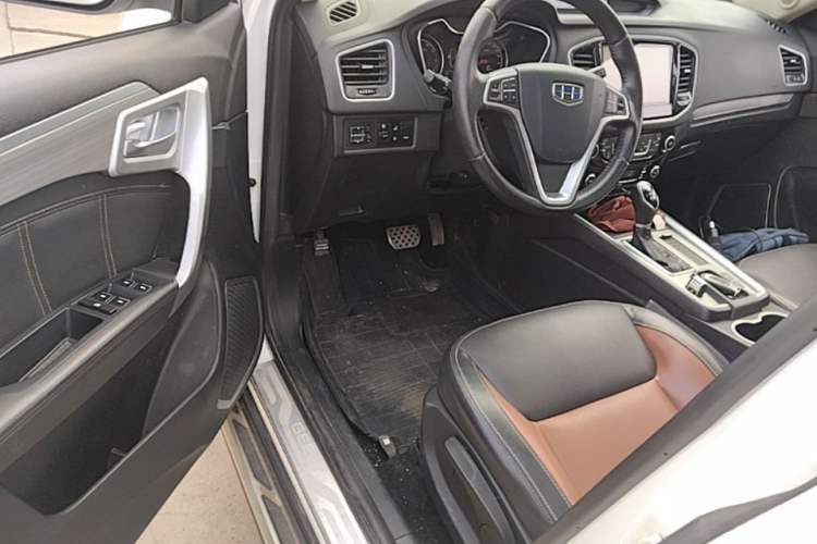 Used Geely Auto Vision X6 2016 1.3T CVT Luxury Model Driver Seat