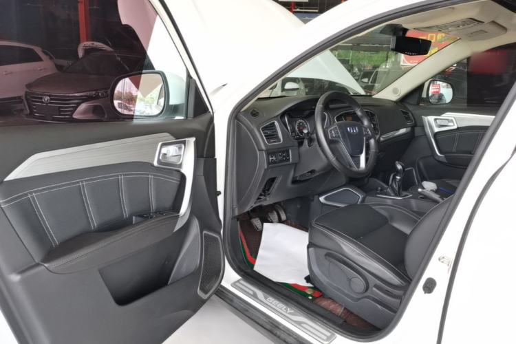 Used Geely Auto Vision X6 2016 1.8L Manual Luxury Model Driver Seat