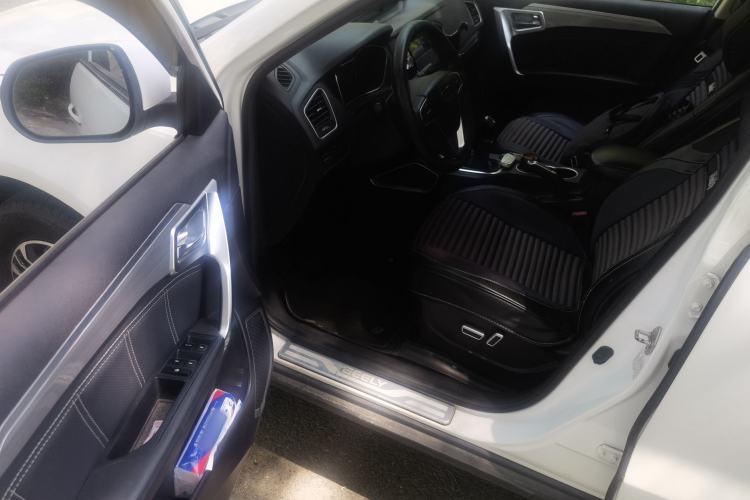 Used Geely Auto Vision X6 2016 1.8L Manual Luxury Model Driver Seat