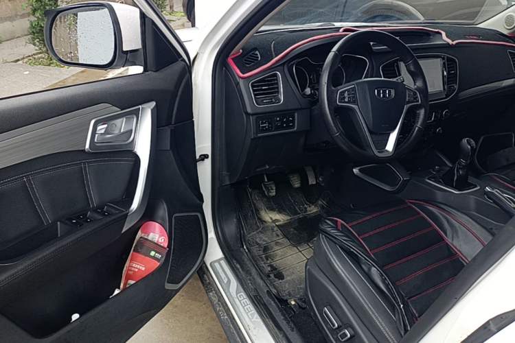 Used Geely Auto Vision X6 2016 1.8L Manual Luxury Model Driver Seat