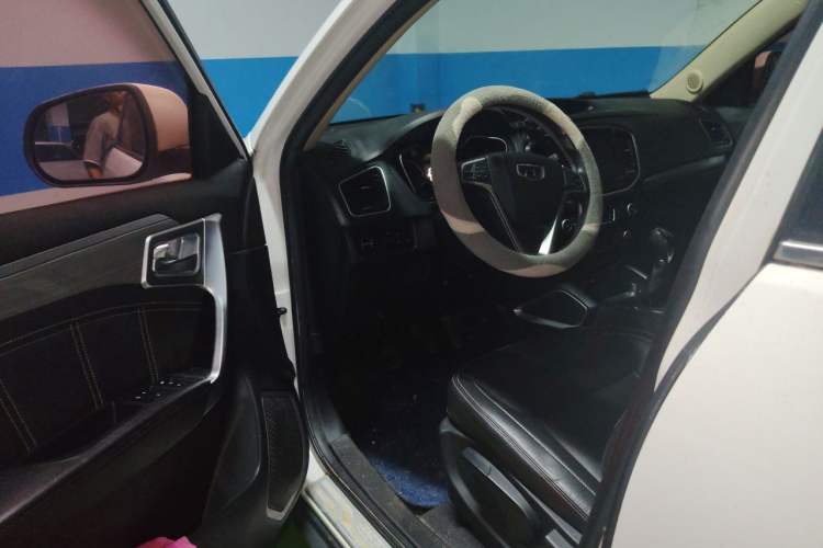 Used Geely Auto Vision X6 2016 1.8L Manual Luxury Model Driver Seat