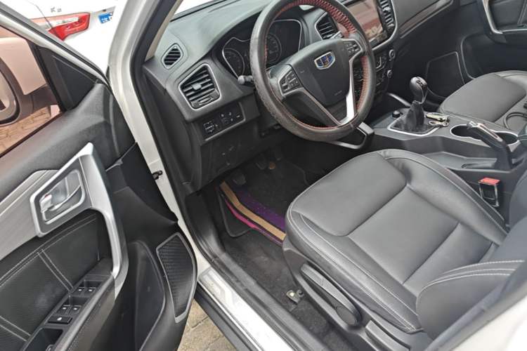 Used Geely Auto Vision X6 2016 1.8L Manual Luxury Model Driver Seat