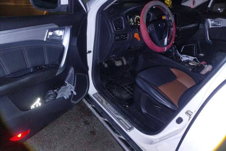 Used Geely Auto Vision X6 2016 1.3T CVT Luxury Model Driver Seat