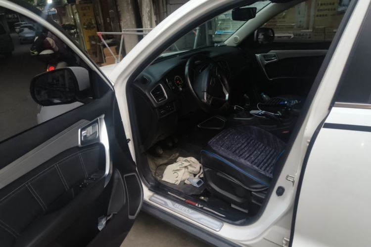 Used Geely Auto Vision X6 2016 1.8L Manual Luxury Model Driver Seat