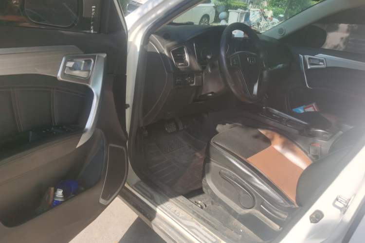 Used Geely Auto Vision X6 2016 1.3T CVT Luxury Model Driver Seat