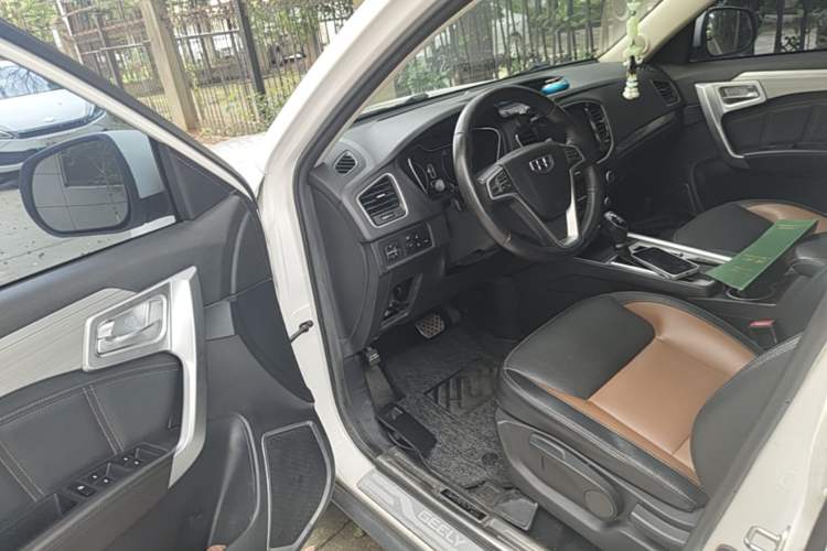Used Geely Auto Vision X6 2016 1.3T CVT Luxury Model Driver Seat