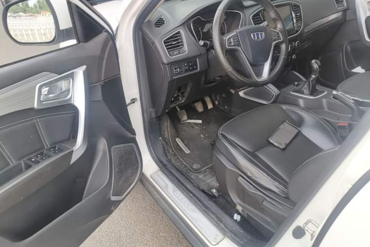 Used Geely Auto Vision X6 2016 1.8L Manual Luxury Model Driver Seat