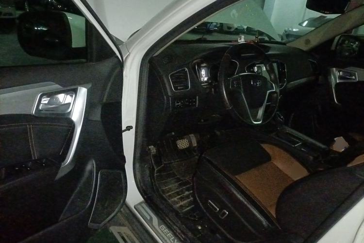 Used Geely Auto Vision X6 2016 1.3T CVT Flagship Model Driver Seat