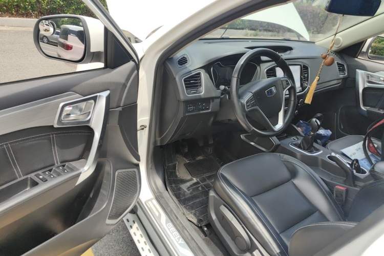 Used Geely Auto Vision X6 2016 1.8L Manual Luxury Model Driver Seat