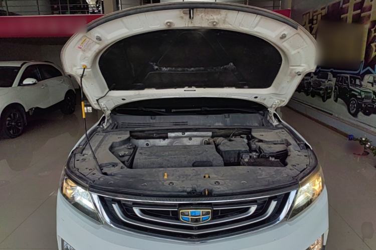 Used Geely Auto Vision X6 2016 1.3T CVT Flagship Model Engine Bay