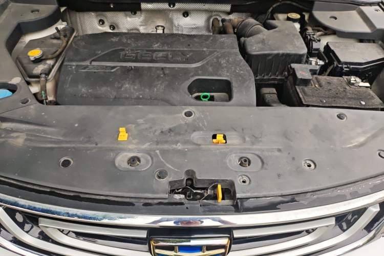 Used Geely Auto Vision X6 2016 1.3T CVT Luxury Model Engine Bay