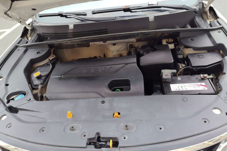 Used Geely Auto Vision X6 2016 1.3T CVT Luxury Model Engine Bay