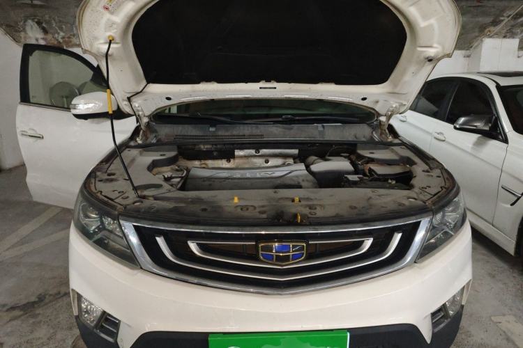 Used Geely Auto Vision X6 2016 1.3T CVT Flagship Model Engine Bay
