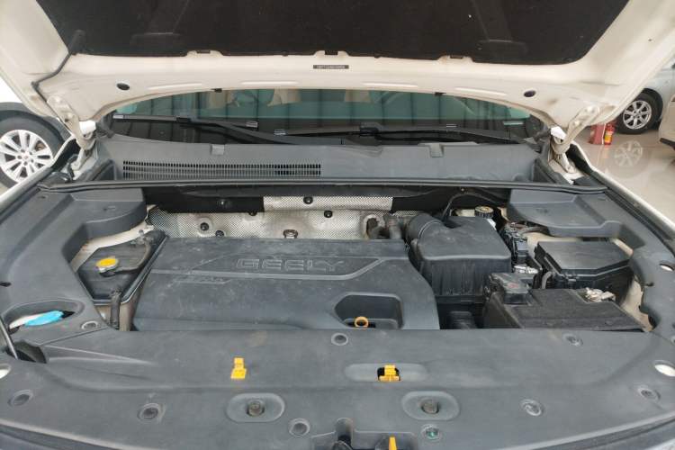 Used Geely Auto Vision X6 2016 1.3T CVT Luxury Model Engine Bay