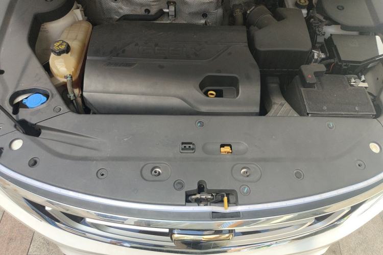 Used Geely Auto Vision X6 2016 1.3T CVT Luxury Model Engine Bay