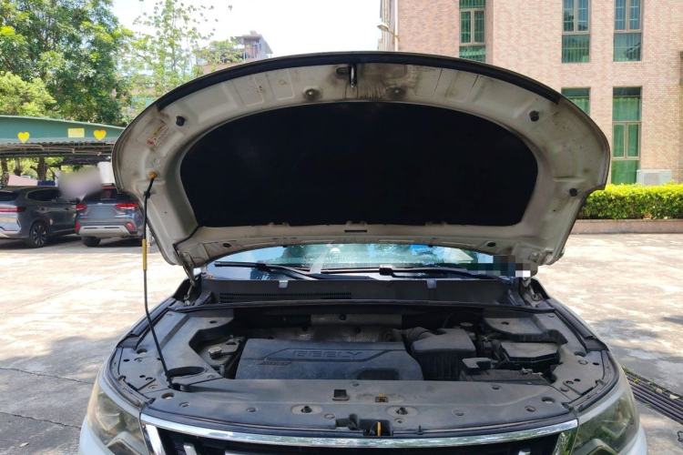 Used Geely Auto Vision X6 2016 1.3T CVT Flagship Model Engine Bay
