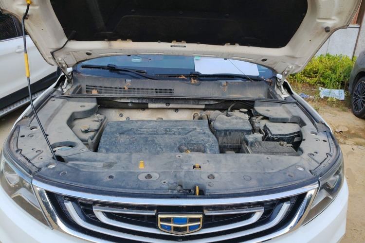 Used Geely Auto Vision X6 2016 1.3T CVT Flagship Model Engine Bay