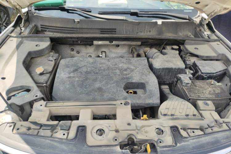 Used Geely Auto Vision X6 2016 1.3T CVT Luxury Model Engine Bay
