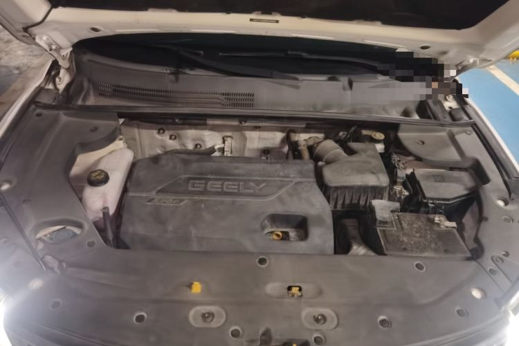 Used Geely Auto Vision X6 2016 1.3T CVT Flagship Model Engine Bay
