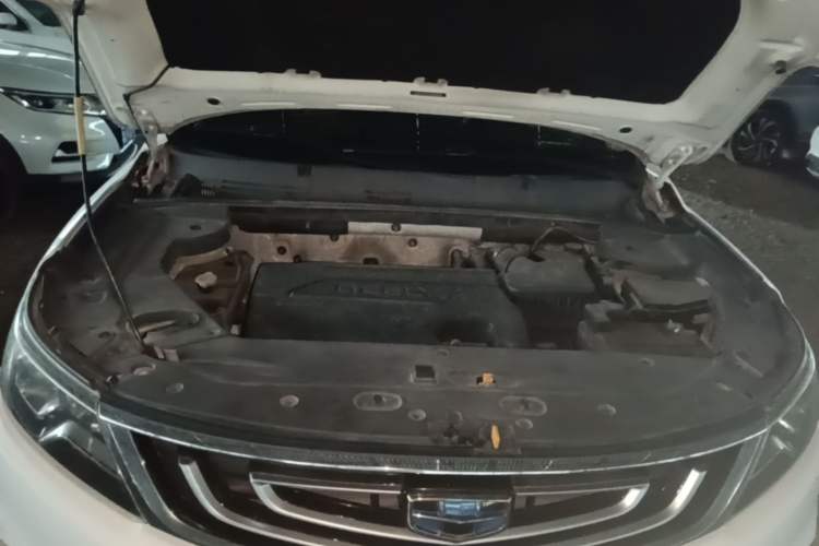 Used Geely Auto Vision X6 2016 1.3T CVT Luxury Model Engine Bay