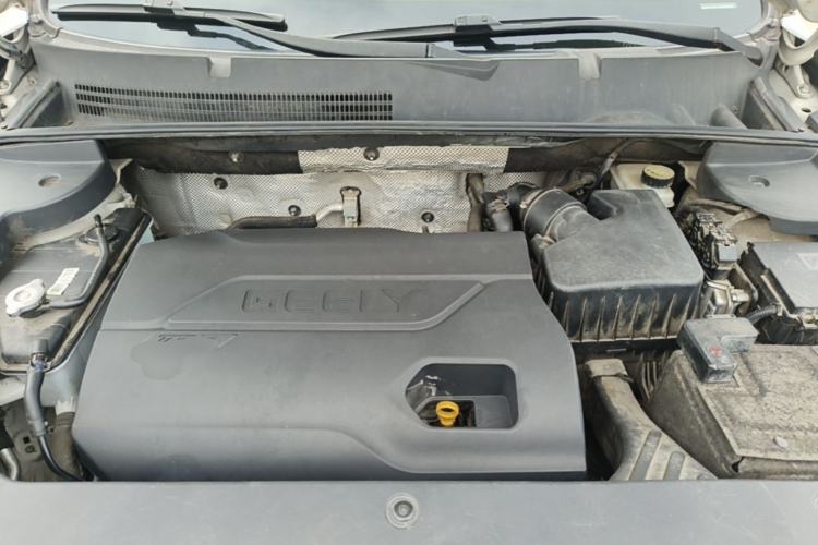 Used Geely Auto Vision X6 2016 1.3T CVT Flagship Model Engine Bay