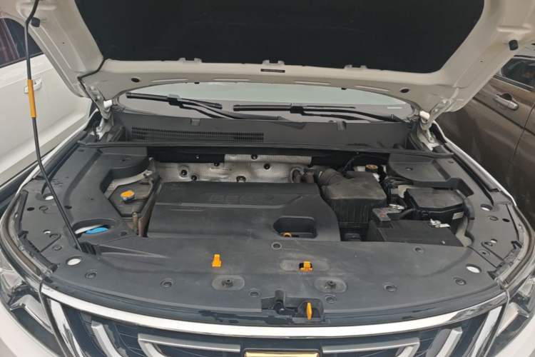 Used Geely Auto Vision X6 2016 1.3T CVT Flagship Model Engine Bay