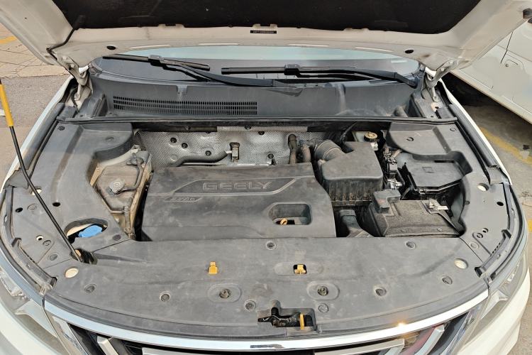 Used Geely Auto Vision X6 2016 1.3T CVT Flagship Model Engine Bay