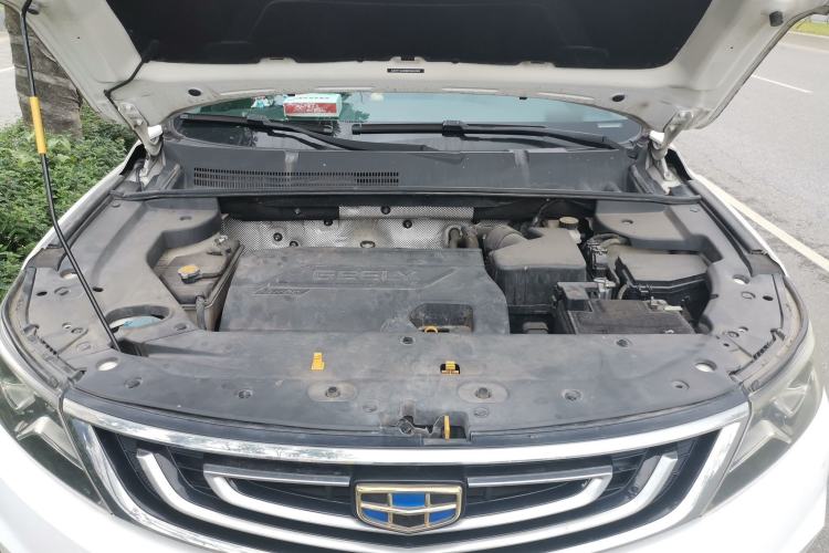 Used Geely Auto Vision X6 2016 1.3T CVT Flagship Model Engine Bay