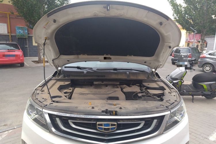 Used Geely Auto Vision X6 2016 1.3T CVT Flagship Model Engine Bay